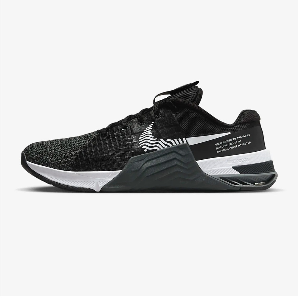 NWT Nike Metcon 8